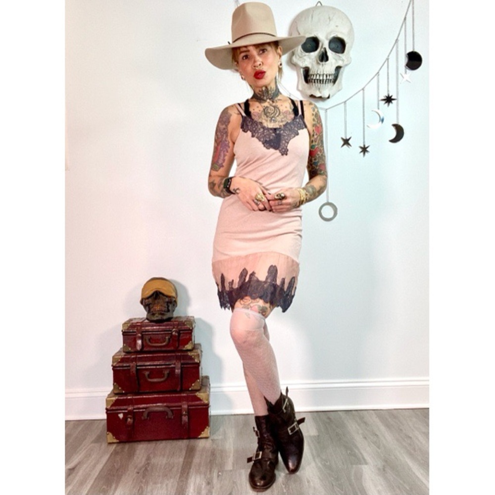 Eloise blush pink slip dress - Picture 2 of 8